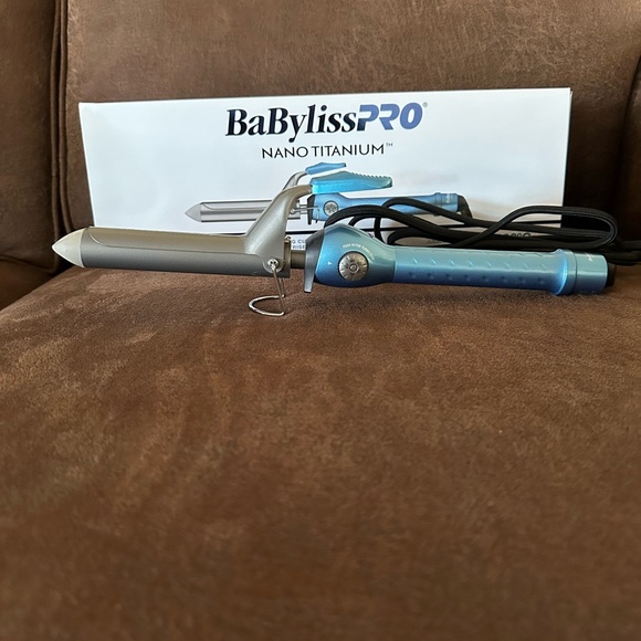 BabylissPRO Nano Titanium Spring Curling Iron - Picture 9 of 9